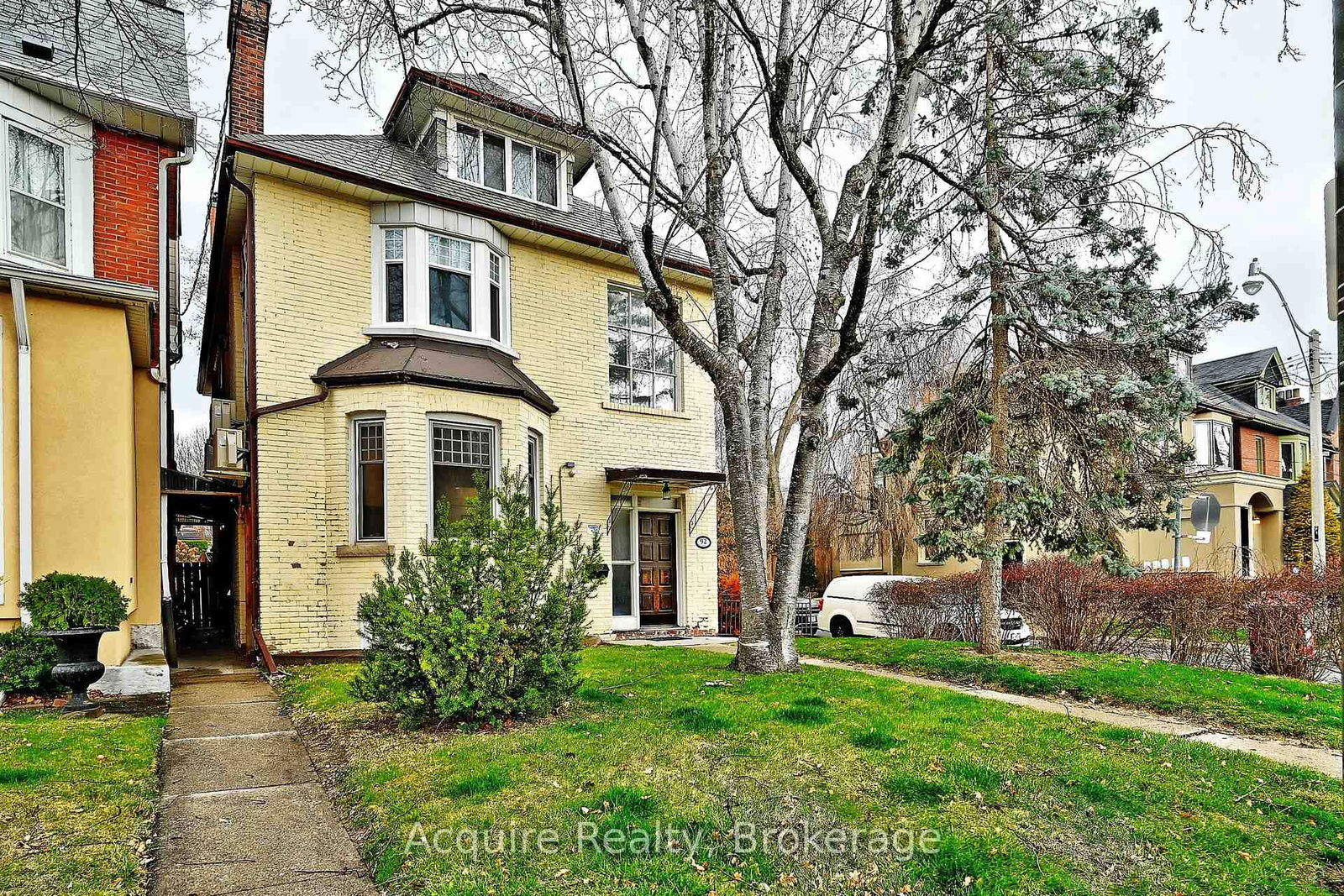 Detached House for sale at 92 Roxborough Street, Toronto, Annex, M5R 1V1 - MLS: C12159281