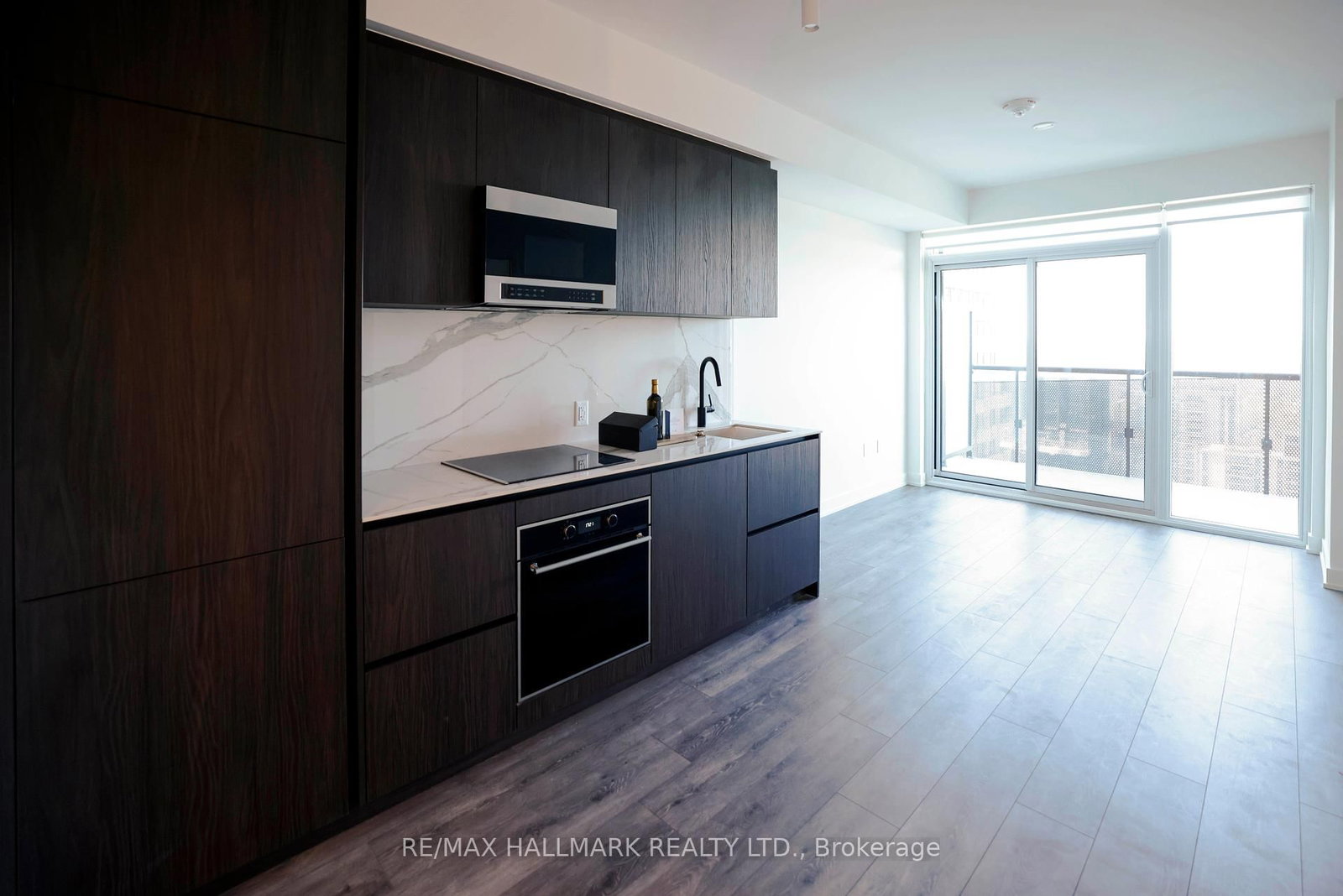 3208-117 Broadway Avenue, Toronto, ON