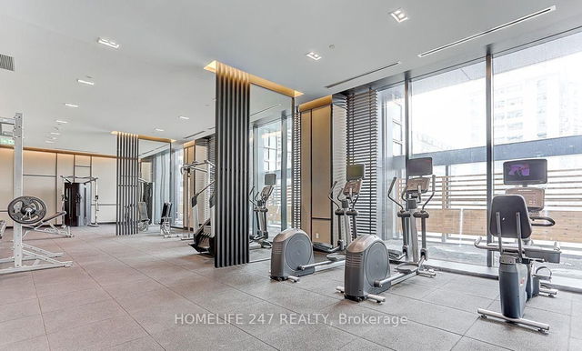 2701 - 501 Yonge Street