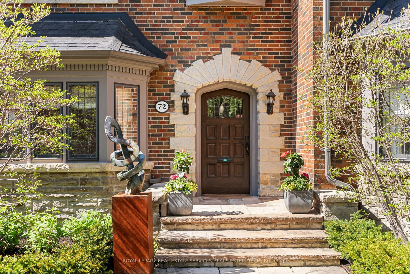 Detached House for sale at 72 Rosedale Heights Drive, Toronto, Rosedale-Moore Park, M4T 1C5 - MLS: C12159958