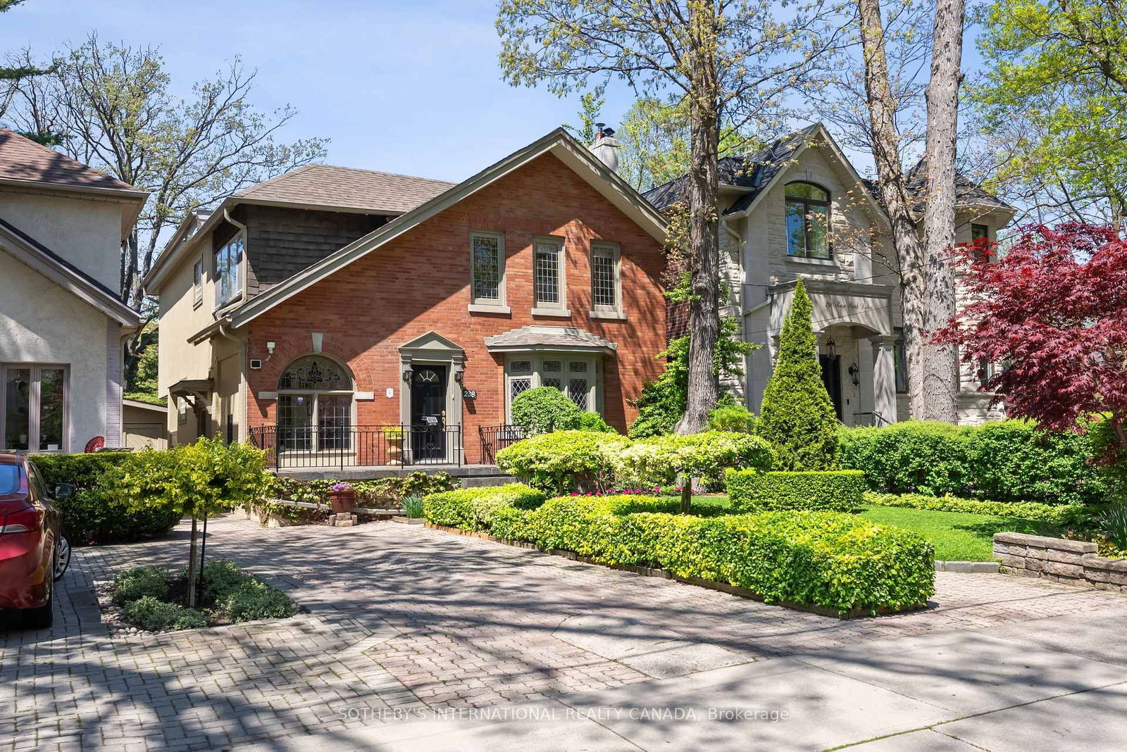 Detached House for sale at 238 Rose Park Drive, Toronto, Rosedale-Moore Park, M4T 1R5 - MLS: C12159983