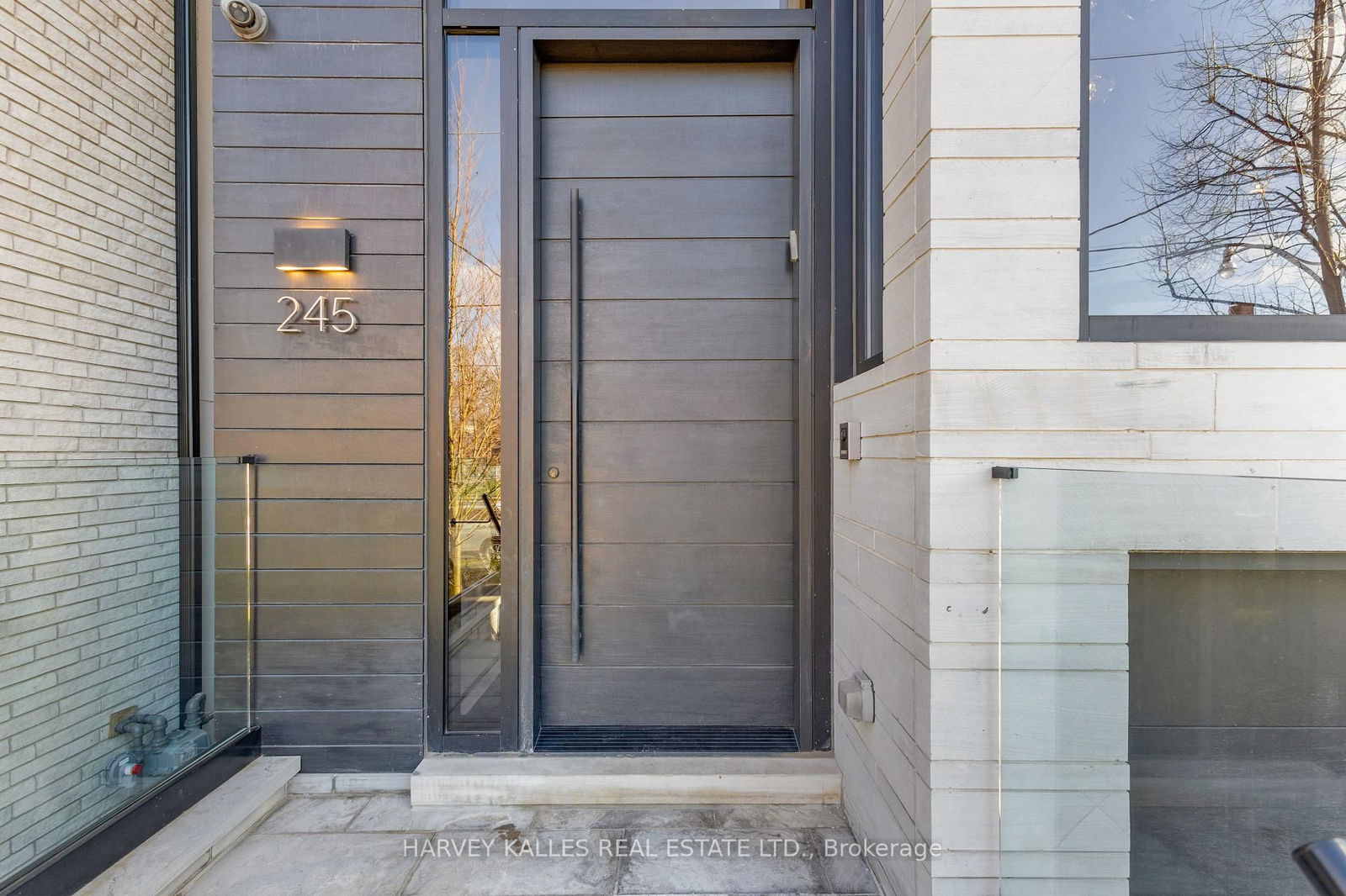 Detached House for sale at 245 Brookdale Avenue, Toronto, Lawrence Park North, M5M 1P6 - MLS: C12159989