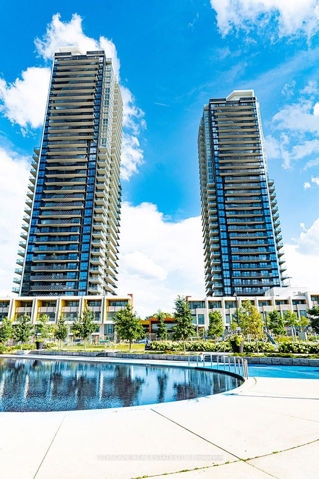 2201 - 85 McMahon Drive