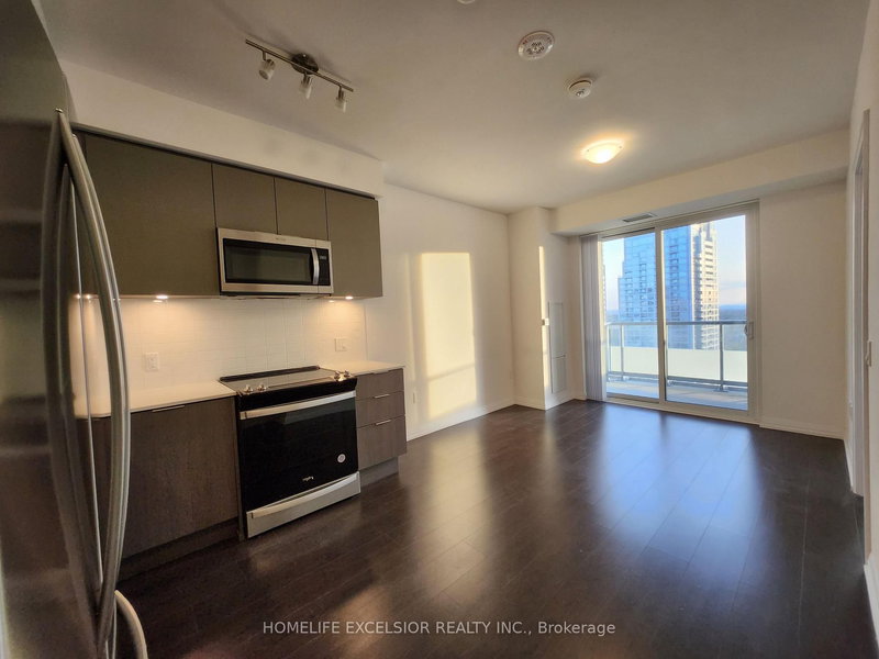 2716 - 50 Dunfield Ave, Toronto, M4S 0E4 | Image 2