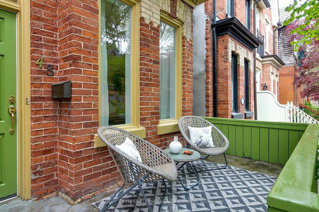 48 Salisbury Avenue