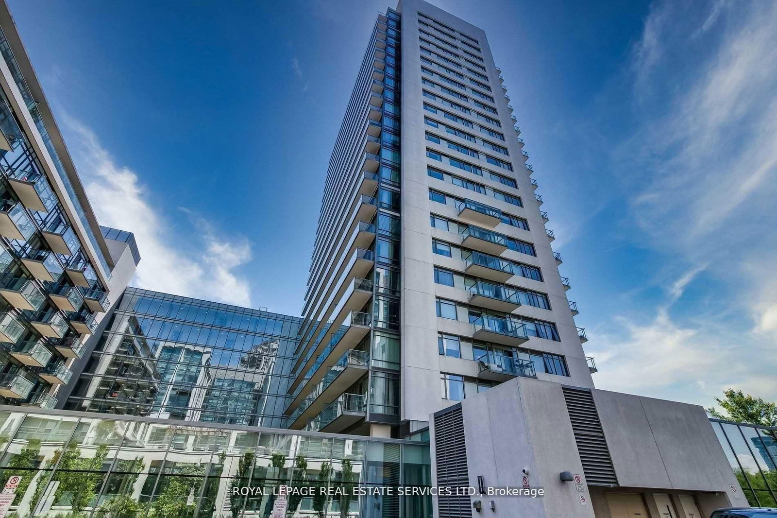 Condo for sale at 330-90 Stadium Road, Toronto, Niagara, M5V 3W5 - MLS: C12160233