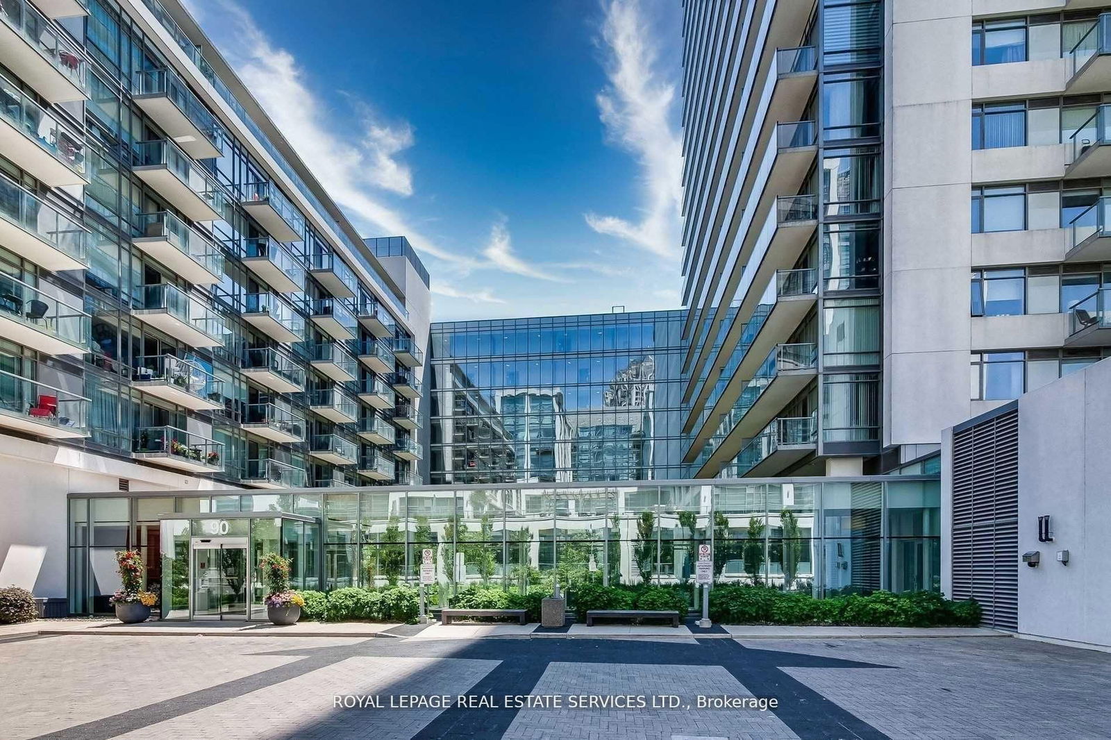 Condo for sale at 330-90 Stadium Road, Toronto, Niagara, M5V 3W5 - MLS: C12160233