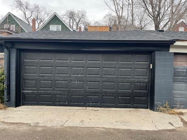 Upper Unit - 236 Grace Street