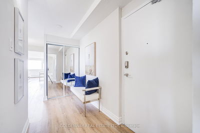 Unit 1103 — 100 Leeward Glwy, Toronto - Flemingdon Park image-0-3