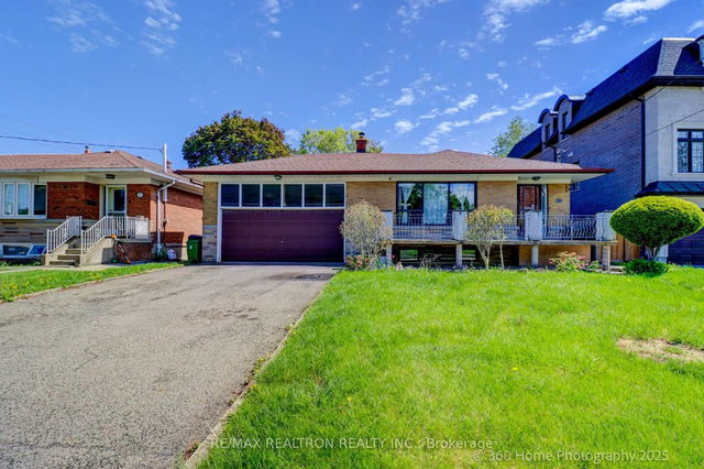 119 Regina Avenue