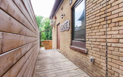 Unit 2 — 171 Carlton St, Toronto - Moss Park image-0-4