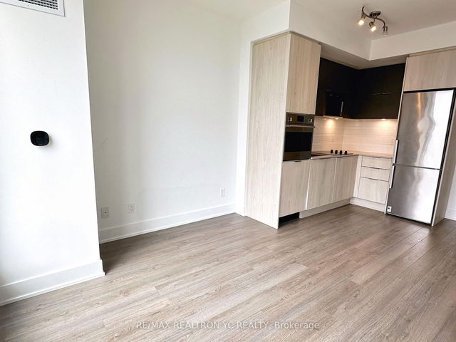 425 - 1 Belsize Drive