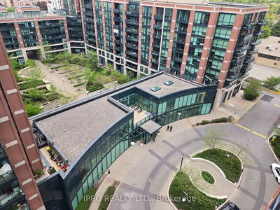 Unit 1017 — 31 Tippett Rd, Toronto - Clanton Park image-0-3