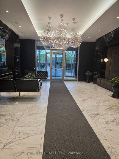 Unit 1017 — 31 Tippett Rd, Toronto - Clanton Park image-0-4