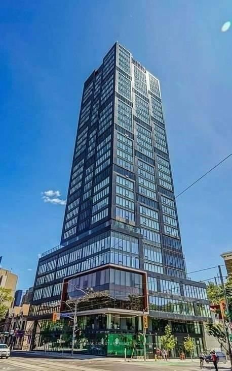 506 - 203 College Street