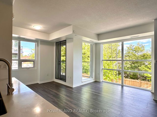 204 - 741 Sheppard Avenue