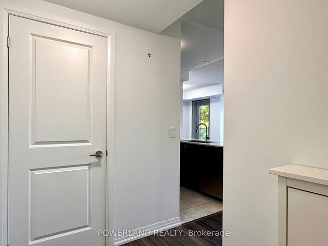 204 - 741 Sheppard Avenue