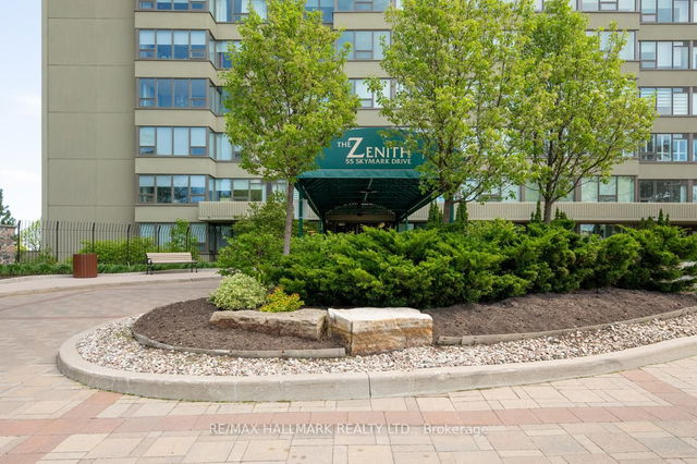 1707 - 55 Skymark Drive