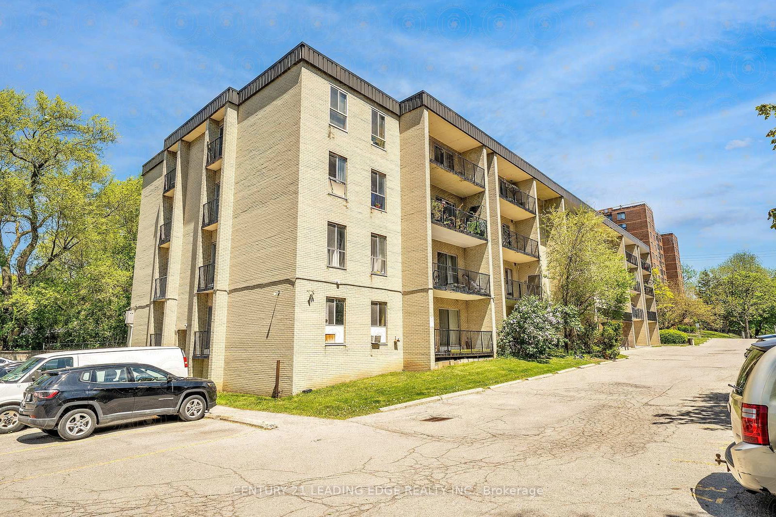 Listing Image 37