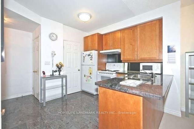 1101 - 55 Bloor Street