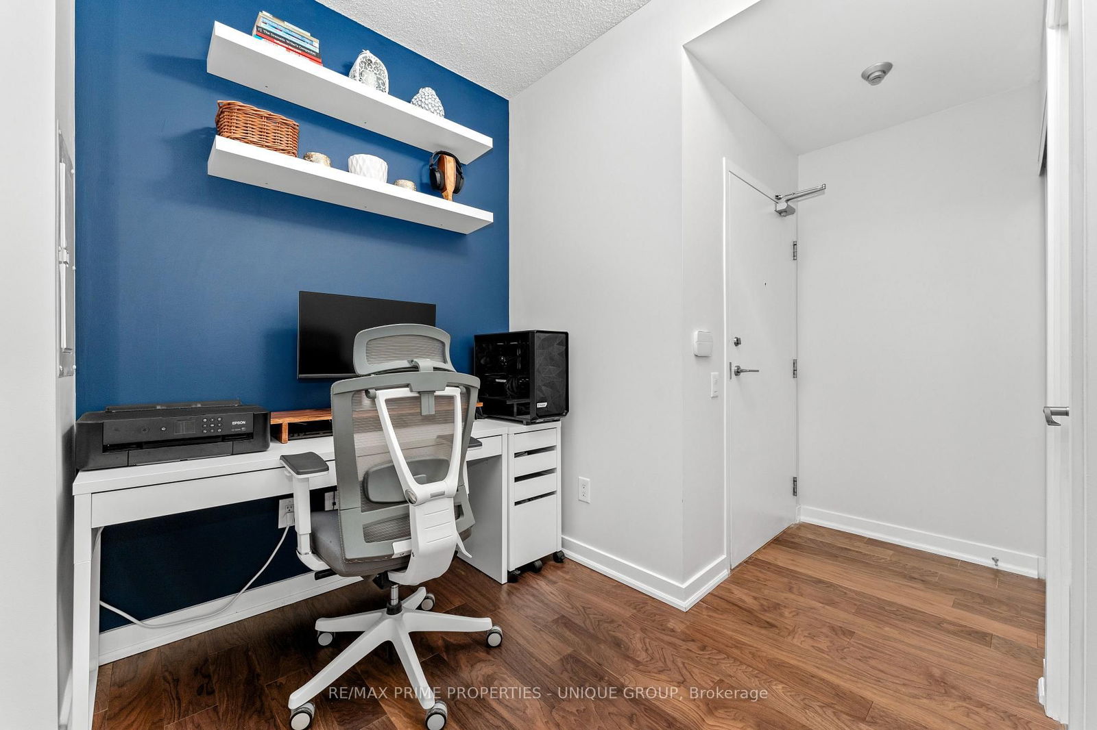Condo for sale at 2207-29 Singer Court, Toronto, Bayview Village, M2K 0B3 - MLS: C12161405