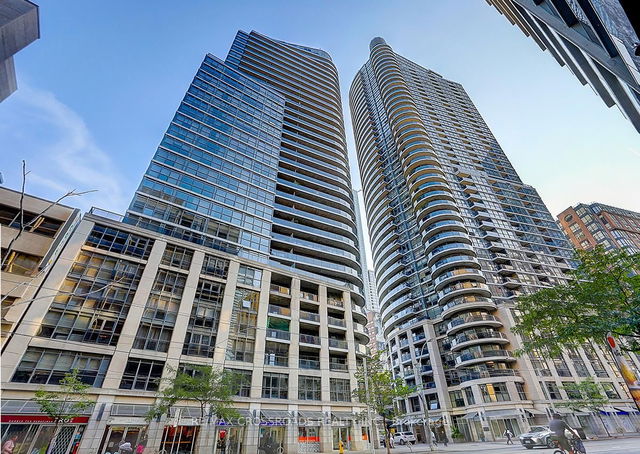 1305 - 21 Carlton Street