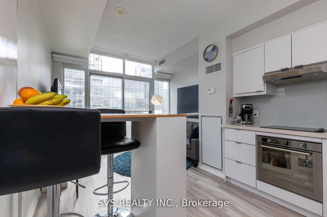 905 - 21 Nelson Street