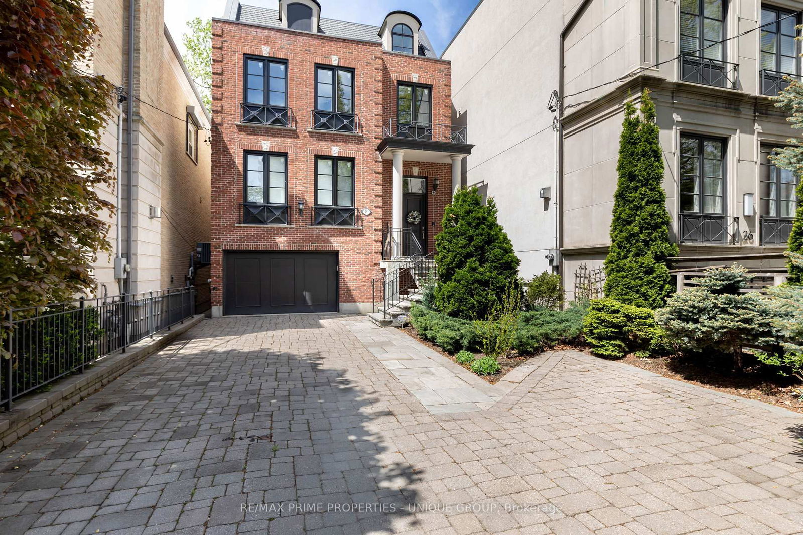 Detached House for sale at 24 Oriole Road, Toronto, Yonge-St. Clair, M4V 2E8 - MLS: C12161456