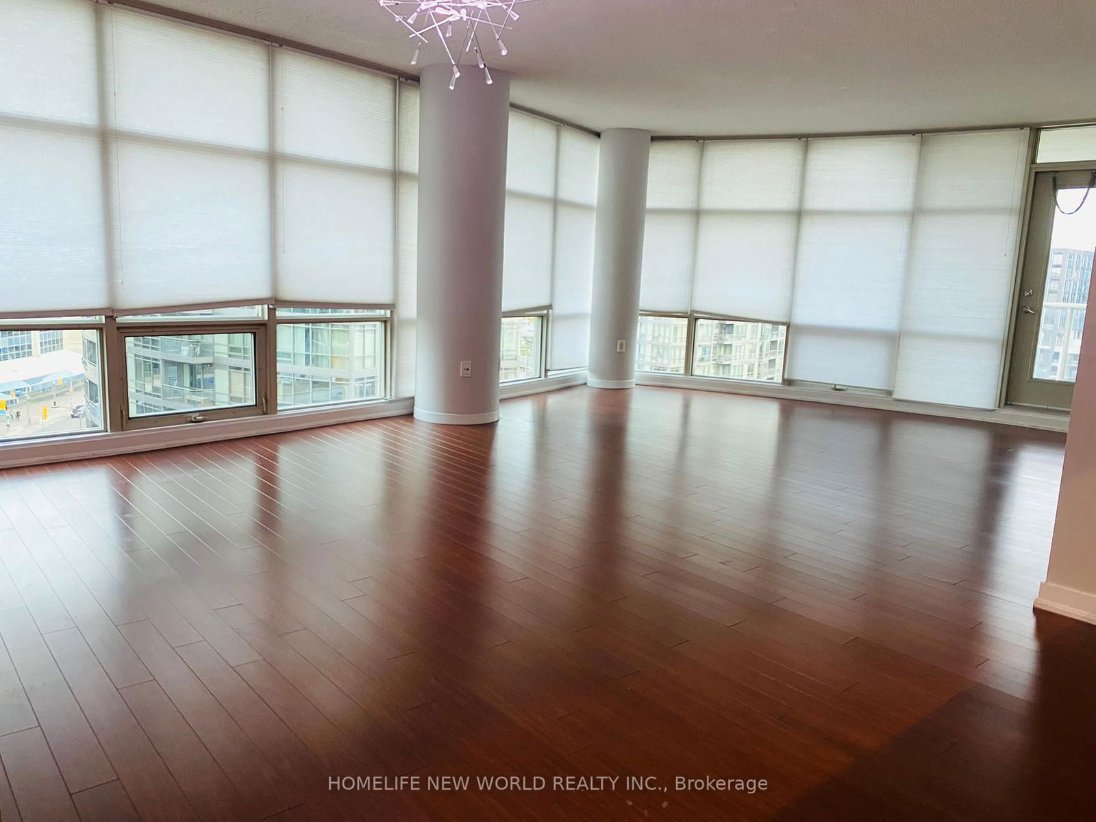 Condo for sale at 1009-10 Navy Wharf Court, Toronto, Waterfront Communities C1, M5V 3V2 - MLS: C12161596