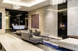 5404 - 386 yonge Street