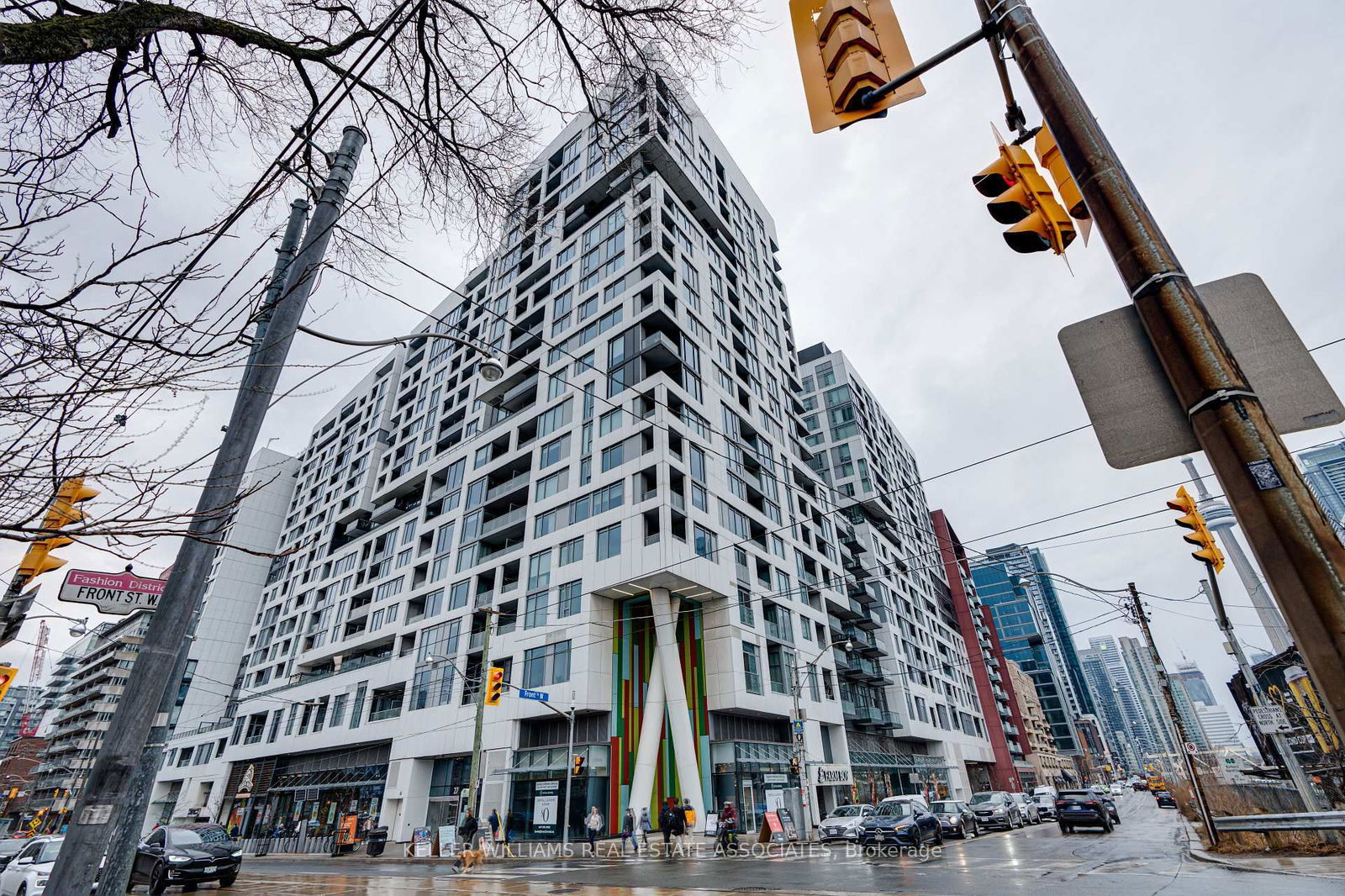 Condo for sale at 402-576 Front Street, Toronto, Waterfront Communities C1, M5V 1C1 - MLS: C12161873