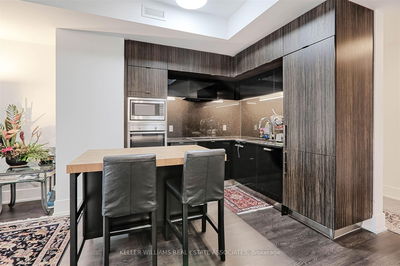 Unit 303 — 15 Merchants' Wharf, Toronto - Waterfront Communities C8 image-0-2