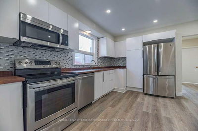 219 Betty Ann Dr, Toronto - Willowdale West image-0-2