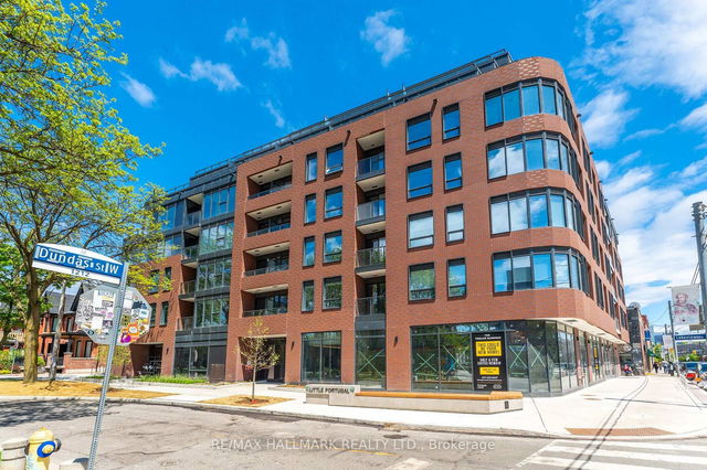 402 - 5 Lakeview Avenue