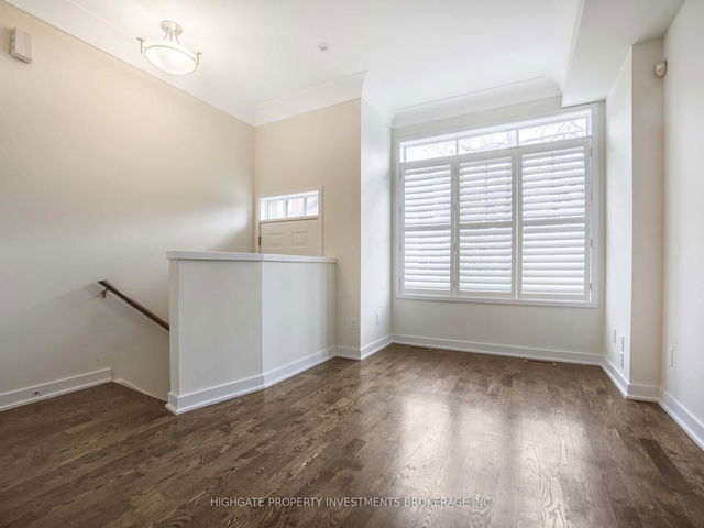 106 Mitchell Avenue