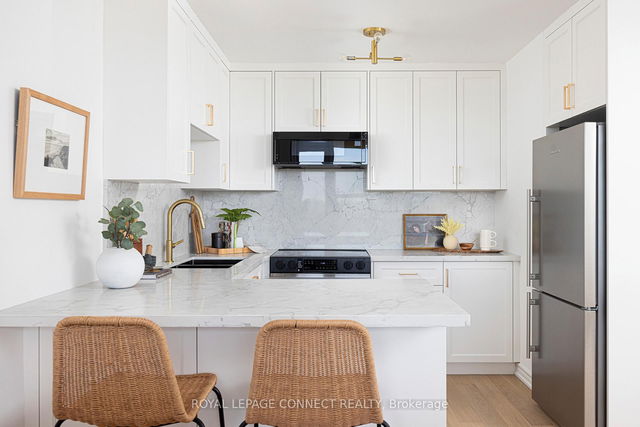 1112 - 40 Homewood Avenue