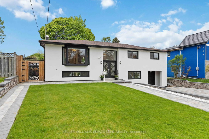 112 Kingslake Rd, Toronto, M2J 3E8 | Image 2