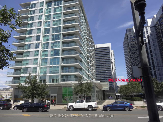 711 - 33 Singer Court