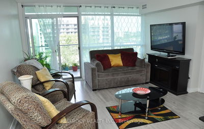 Unit 711 — 33 Singer Crt, Toronto - Bayview Village image-0-4