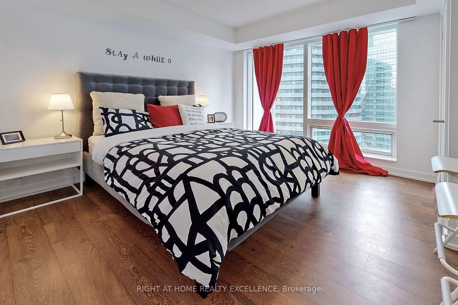 10 York Street, Unit 2203 - Photo 18