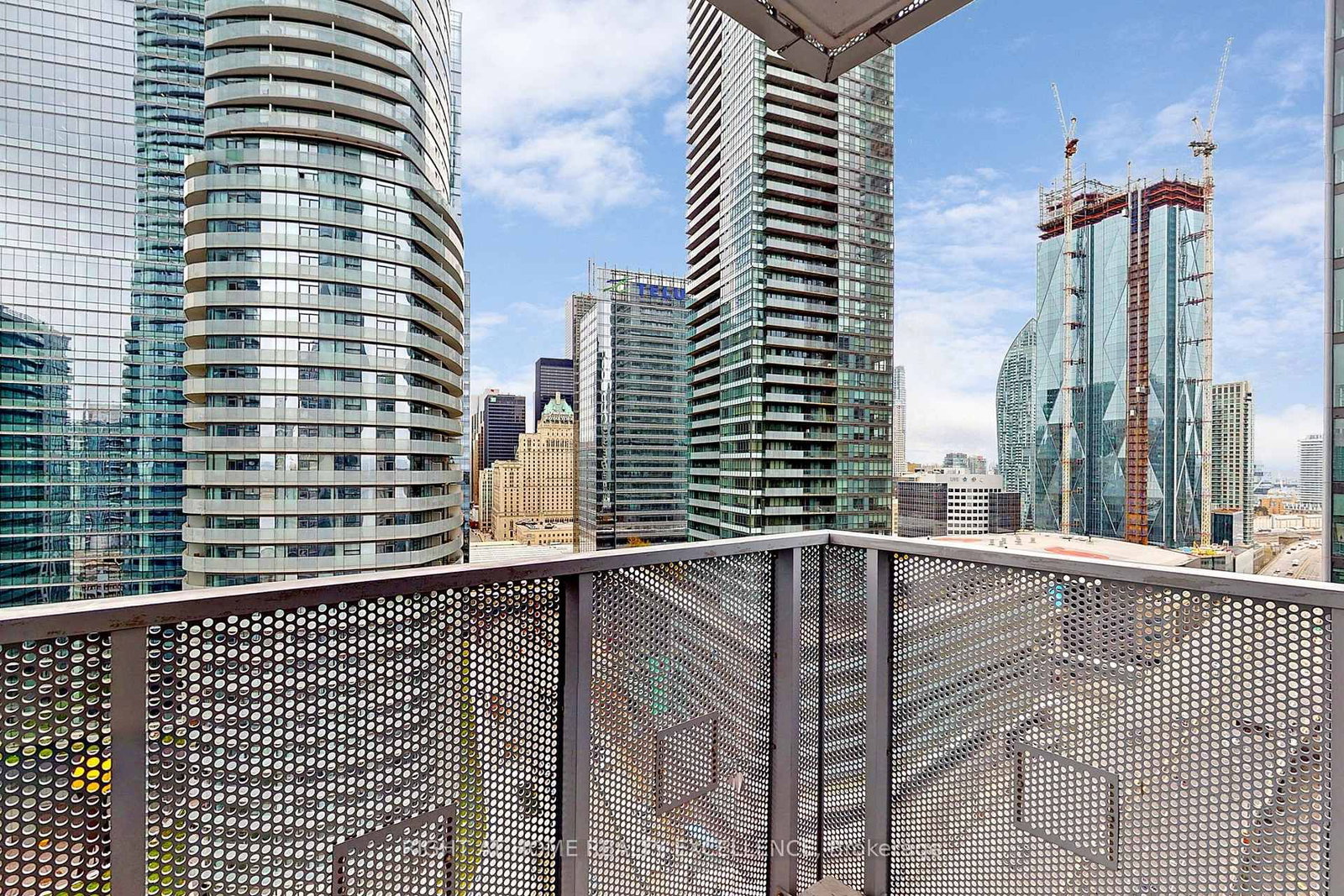 10 York Street, Unit 2203 - Photo 30