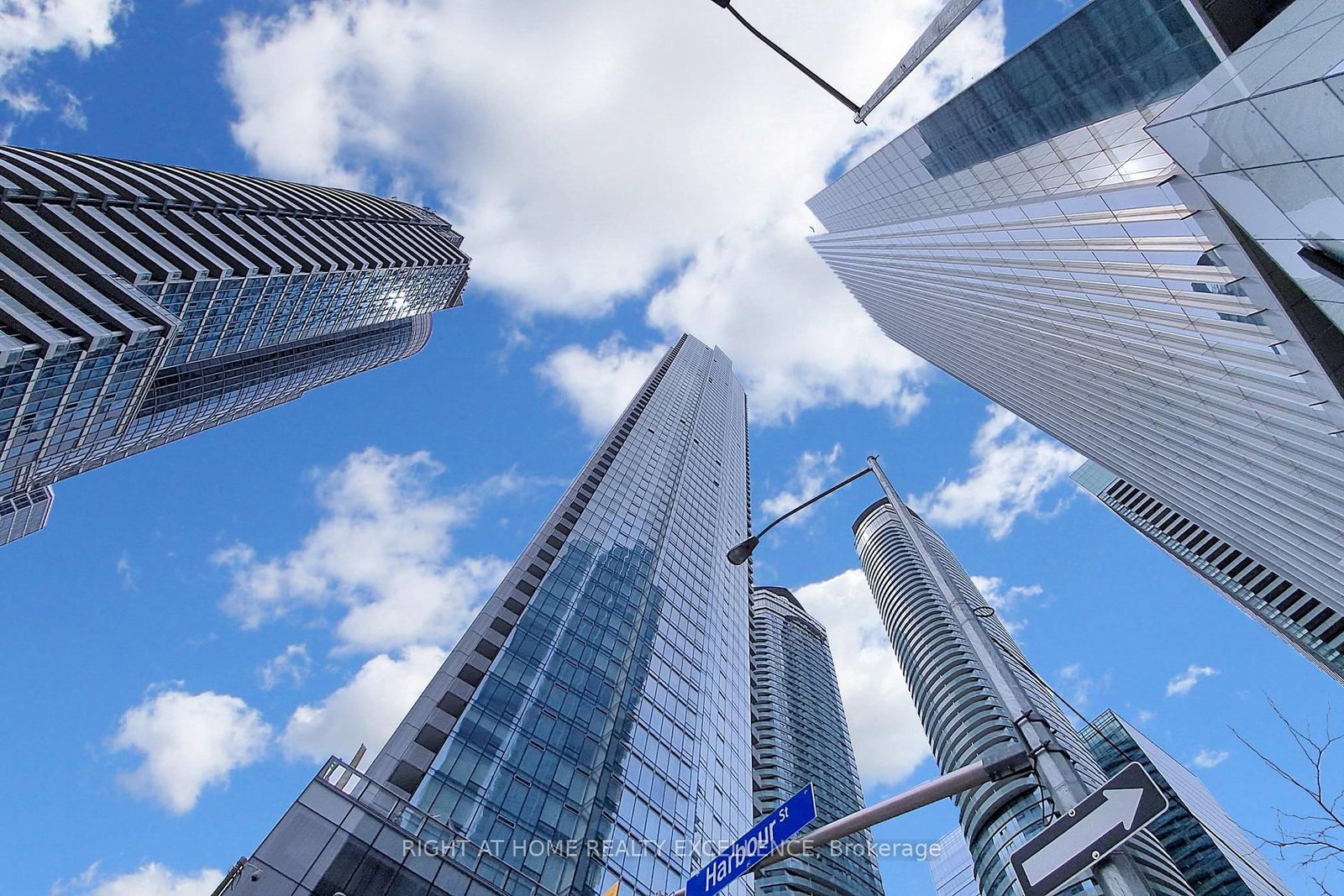 10 York Street, Unit 2203 - Photo 32