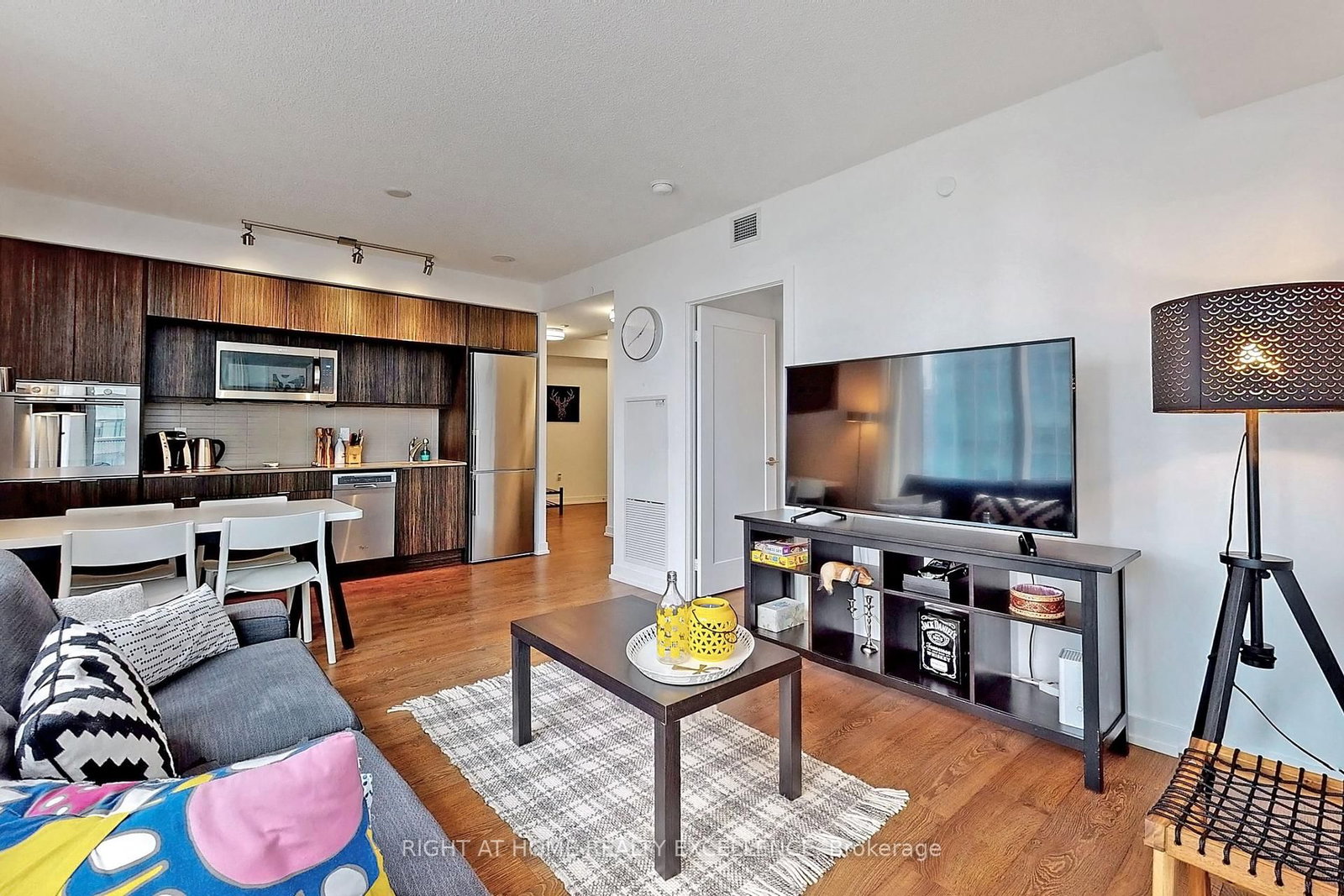 10 York Street, Unit 2203 - Photo 5