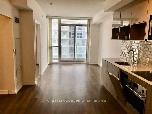 907 - 52 Forest Manor Road