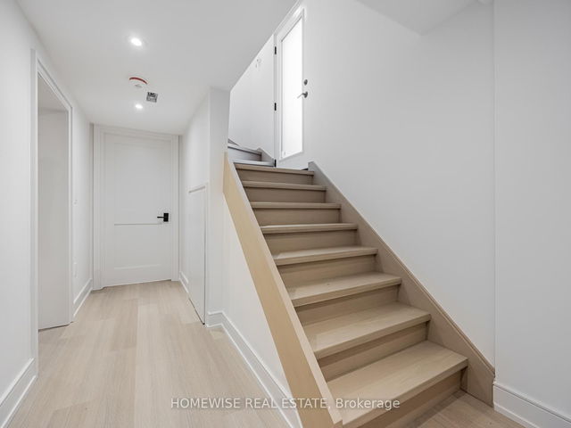 Lower - 21 Raeburn Avenue