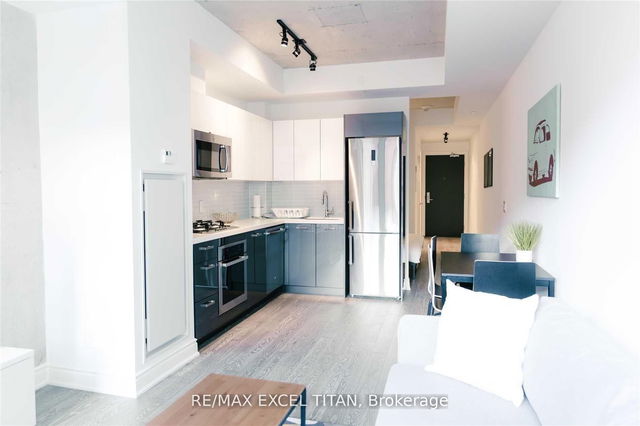306 - 608 Richmond Street