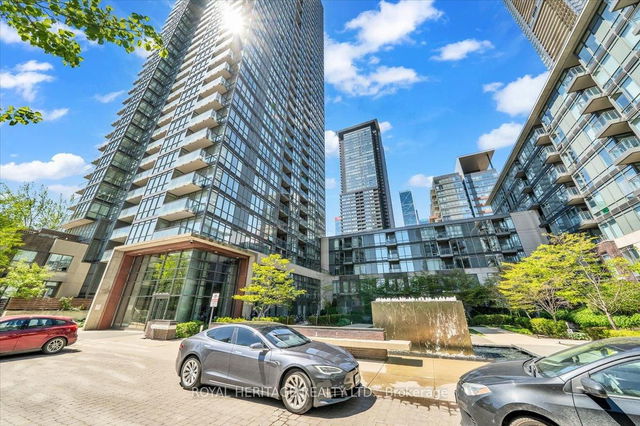 1105 - 11 Brunel Court