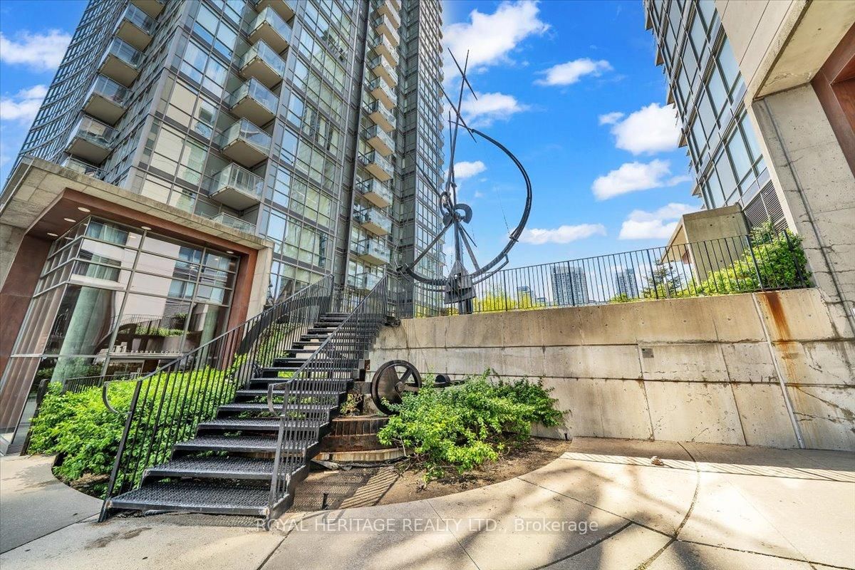 Condo for sale at 1105-11 Brunel Court, Toronto, Waterfront Communities C1, M5V 3Y3 - MLS: C12163822