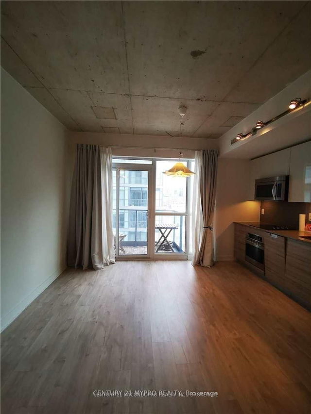 1103 - 210 Simcoe Street