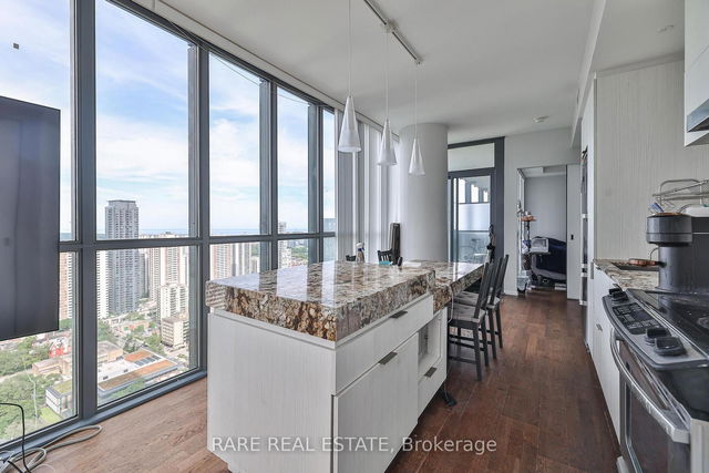 3210 - 101 Charles Street